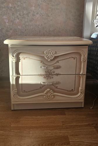 Прикроватные тумбочки 2 шт