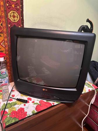 Телевизор LG system 23 хорошее состояние