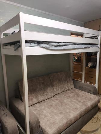 Кровать двухъярусная