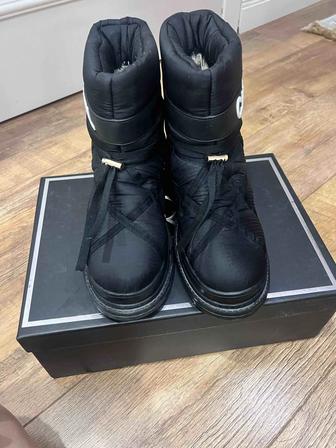 Сапожки женские