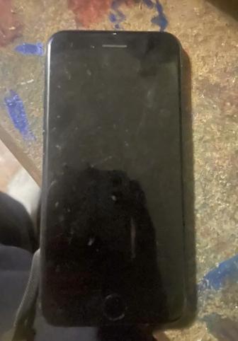 Продам айфон se2020 память 128