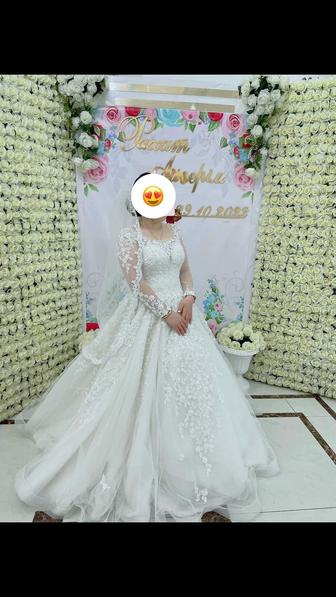 Свадебные платья