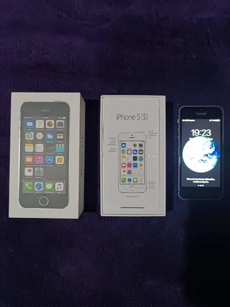 Продам iPhone 5S