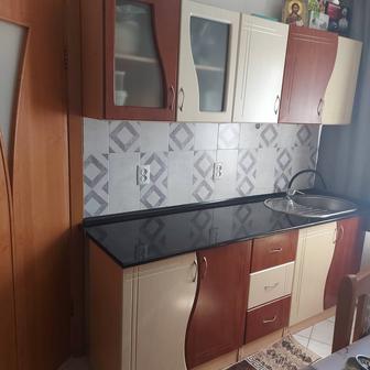 Продается кухонный гарнитур