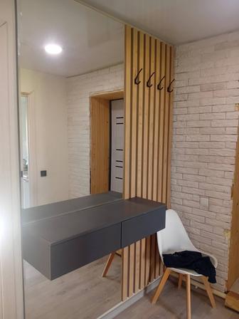 Продам прихожую современную