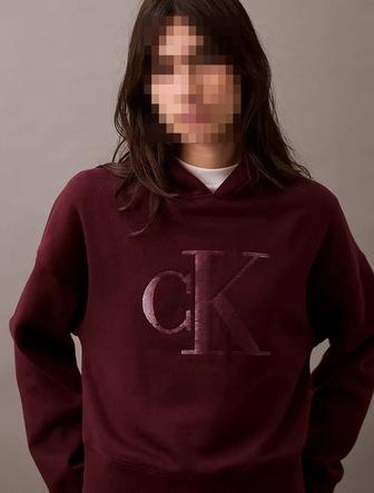 Продам двойку Calvin Klein , оригинал