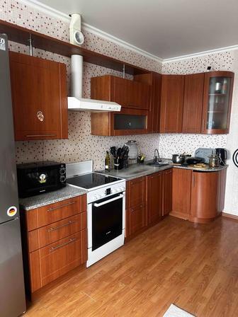 Продам кухонный гарнитур б/у