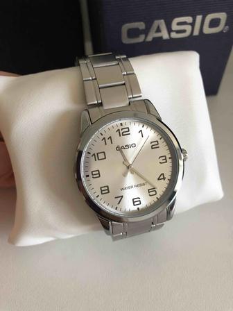Продам часы Casio