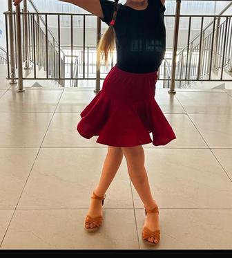 Костюм для тренировок по спортивно-бальным танцам