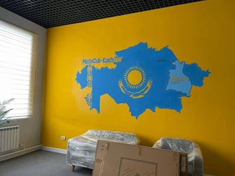 Художественная роспись стен. Художник. Роспись стен школ. Мурал.