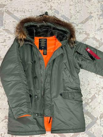 Продам 2 зимние куртки
