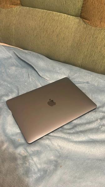 Ноутбук Apple MacBook Air 13 M1