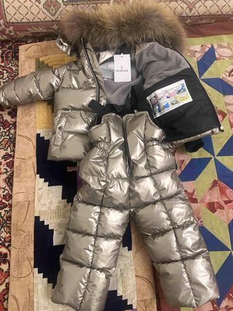 Продам зимний комбинезон детский, Moncler, размер 90