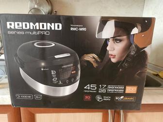 Продам мультиварку Redmond RMC-M90.