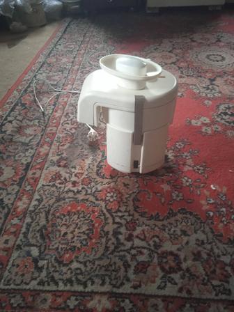 Продам электро соковыжималку