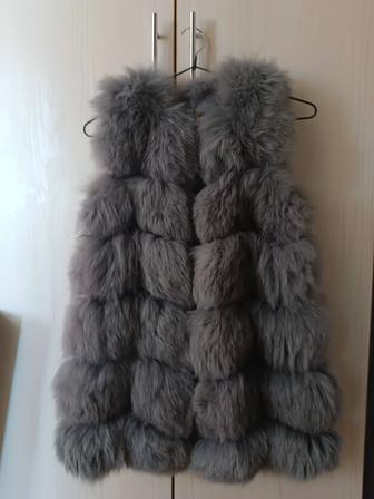 Продам женский меховой жилет