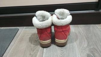 Зимние ботинки для девочки