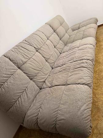 Продам комплект диван, кресло, пуфик завод Павлодар в хорошем состоянии