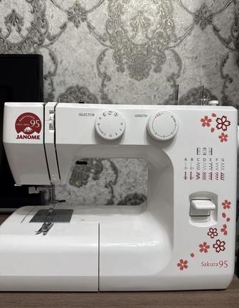 Швейная машинка Janome Sakura