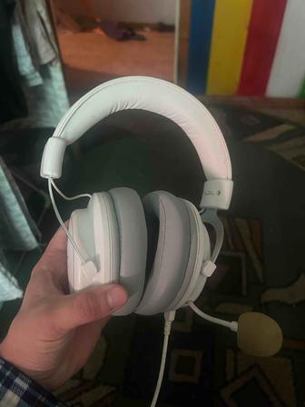 Продам наушники игровые