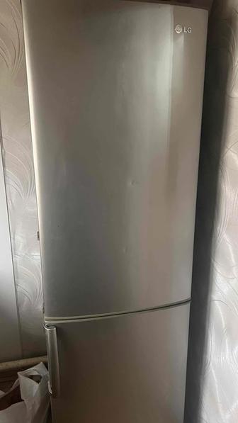 Холодильник на запчасти