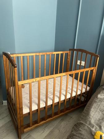Продам детский кровать из березового дерева.