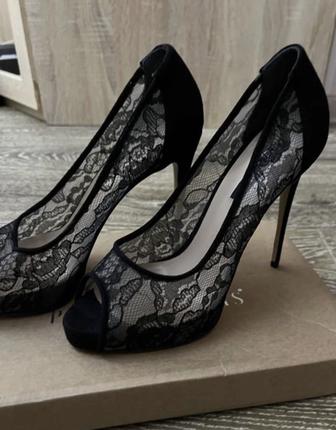 Женские туфли