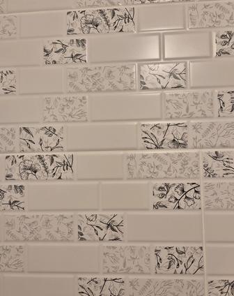 Керамическая плитка Мирабель цветная и белая