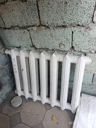Чугунная батарея атопления