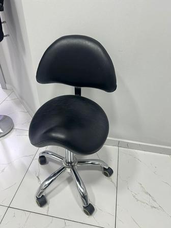 Косметологический стул