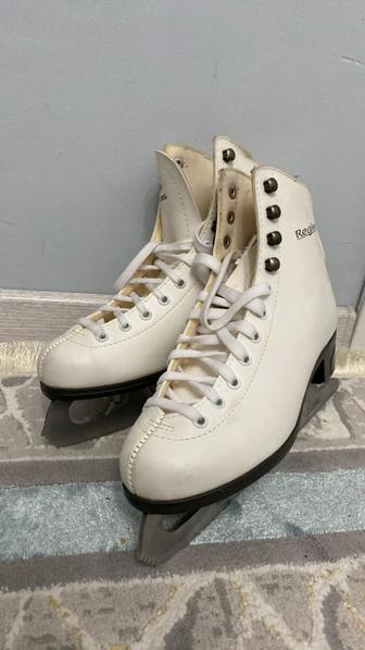 Коньки почти новые, размер не подошли