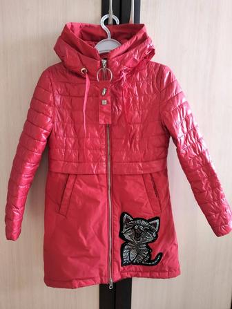 Куртка на девочку осень -весна