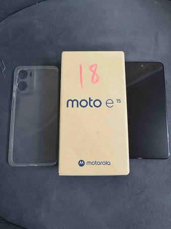 Срочно продаю телефон Motorola E15