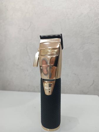 Машинка для стрижки babyliss отличный состояние модель топ 8 насадка есть