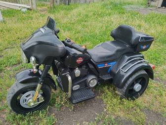 Продам детский электромобиль