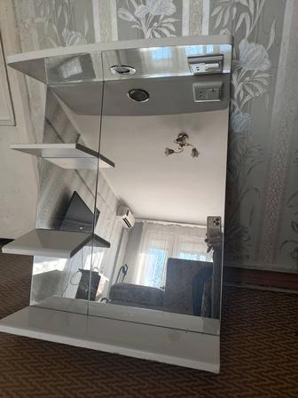 Зеркало для ванной комнаты