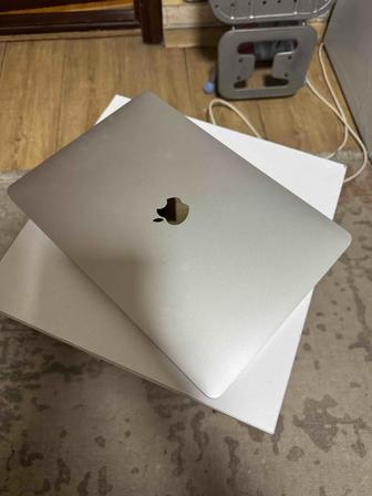 MacBook Pro 2019 Touch Bar i5 8Gb макбук ноутбук