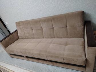 Срочно продам диван