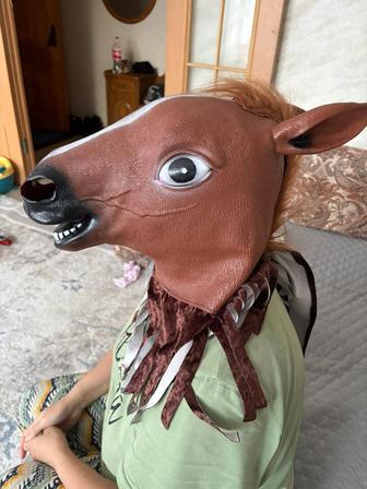 Новогодняя маска лошади