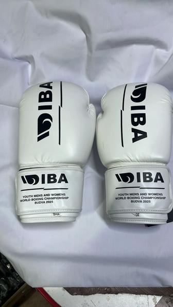 Перчатки боксерские