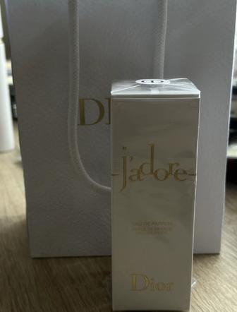 Парфюм новинка от Dior jadore