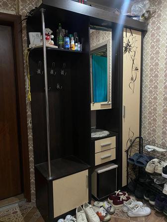 Продам прихожую