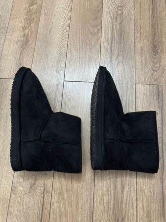 Угги замшевые черные