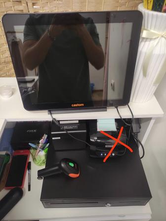 Кассовый аппарат в комплекте