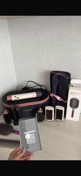 Фен-стайлер Dyson Airwrap