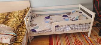 Продам 2 кровати б/у