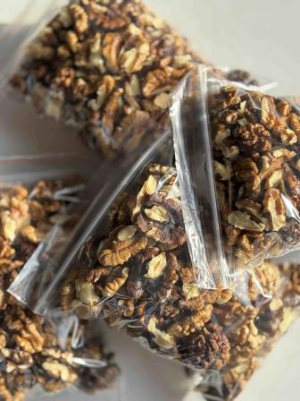 Очищенные грецкие орехи