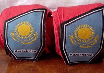 Боксерские бинты Kazakhstan (красные, длинные)