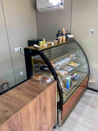 Продам оборудование для кофейной витрину