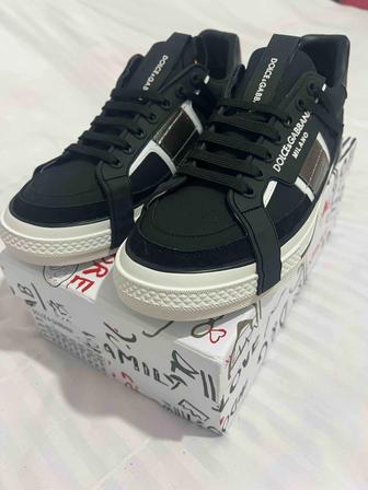 Продаем кеды кроссовки Dolce Gabbana
